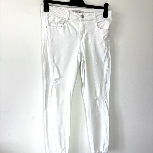 Zara Women's High waisted Distressed Jeans - White - UK 12 on Productcaster.