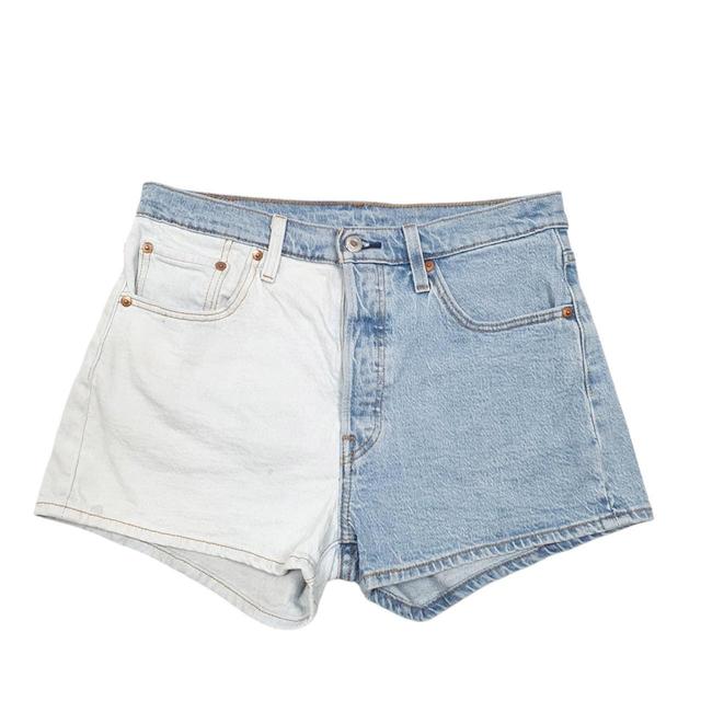 Levi's Women's Shorts - Blue - 29" on Productcaster.