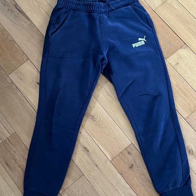 Puma Men's Sweatpants - Navy - M on Productcaster.