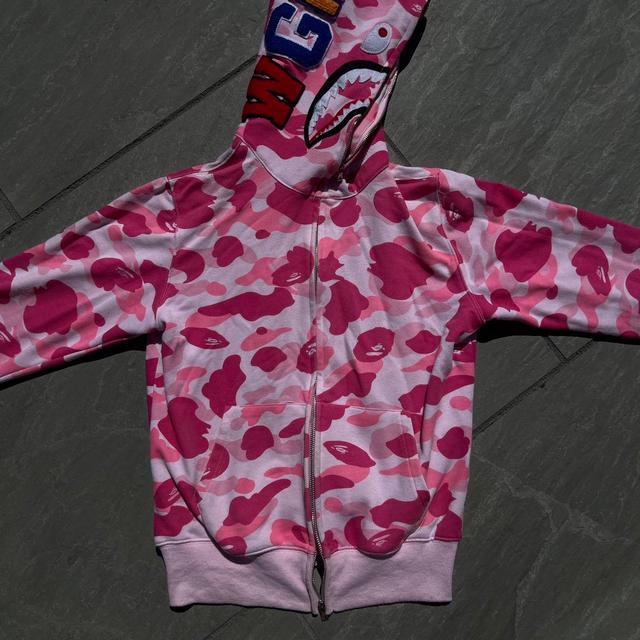 BAPE Men's Hoodie - Pink/White - M on Productcaster.