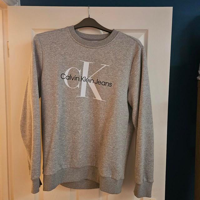 Calvin Klein Men's Sweatshirt - Grey - M on Productcaster.