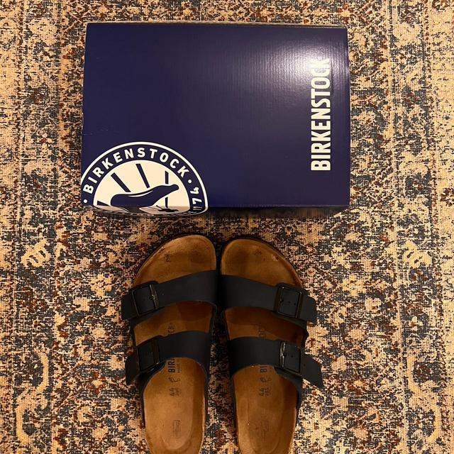 Birkenstock Men's Slides - Navy/Brown - UK 9.5 on Productcaster.