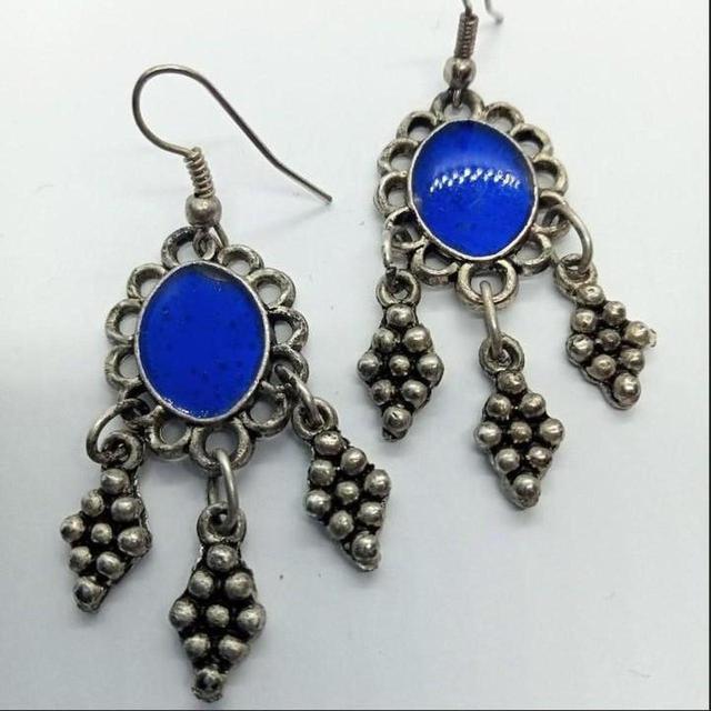 Vintage Women's Earrings - Silver/Blue on Productcaster.