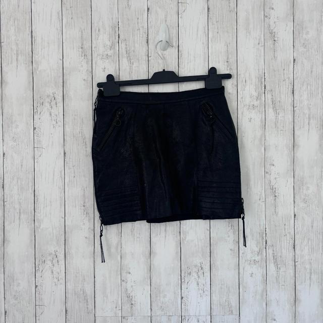 Women's Skirt - Black - 28" on Productcaster.