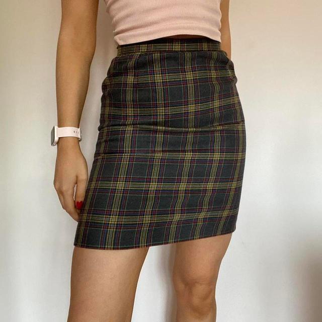 Vintage Women's Mini Skirt - Grey - 25" on Productcaster.