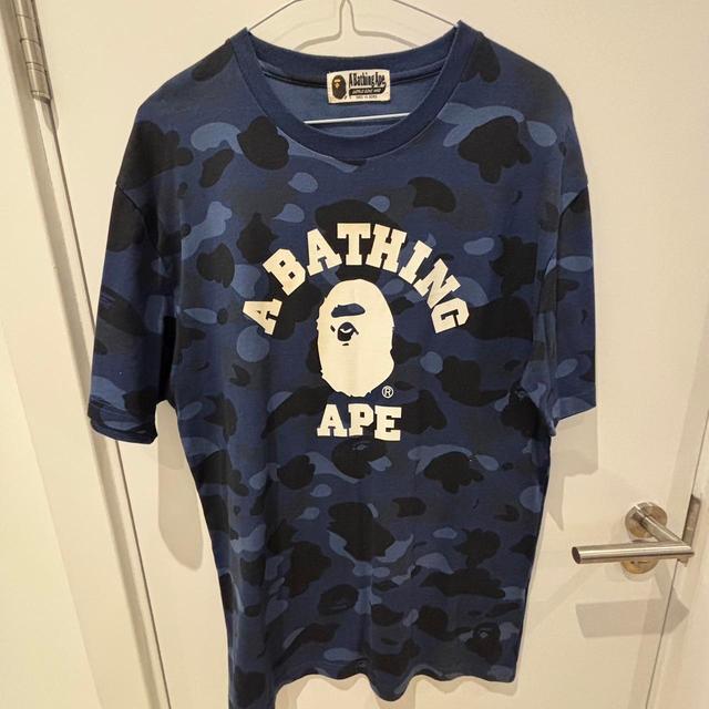 BAPE Men's T-shirt - Blue/Navy - L on Productcaster.