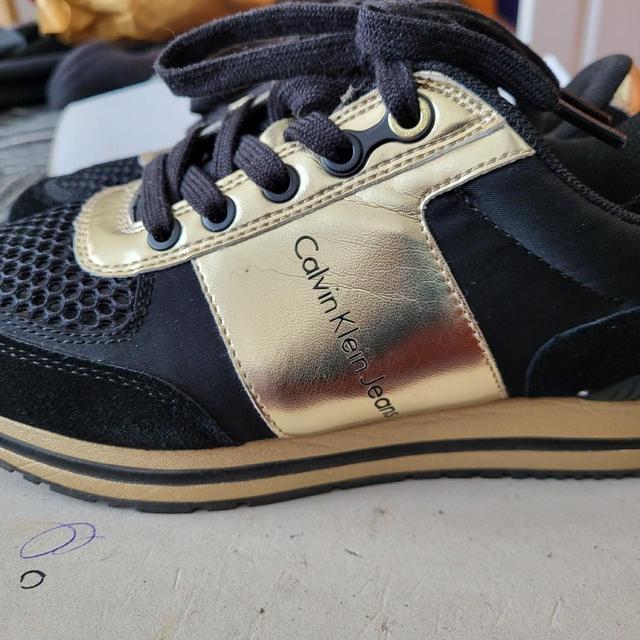 Calvin Klein Women's Trainers - Black/Gold - UK 5 on Productcaster.