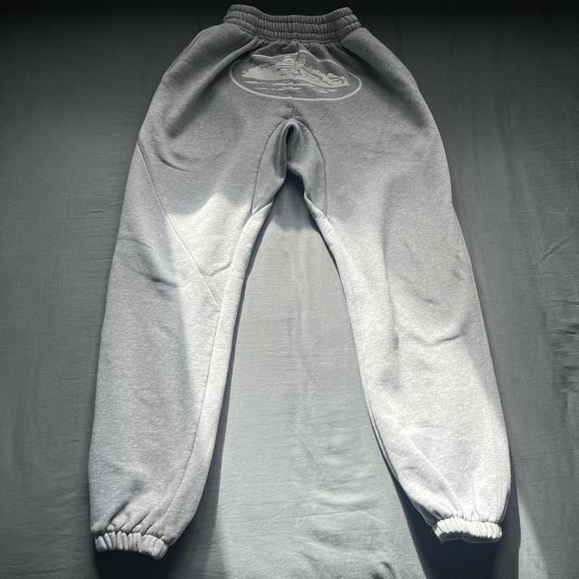 Corteiz Men's Sweatpants - Grey/White - XS on Productcaster.