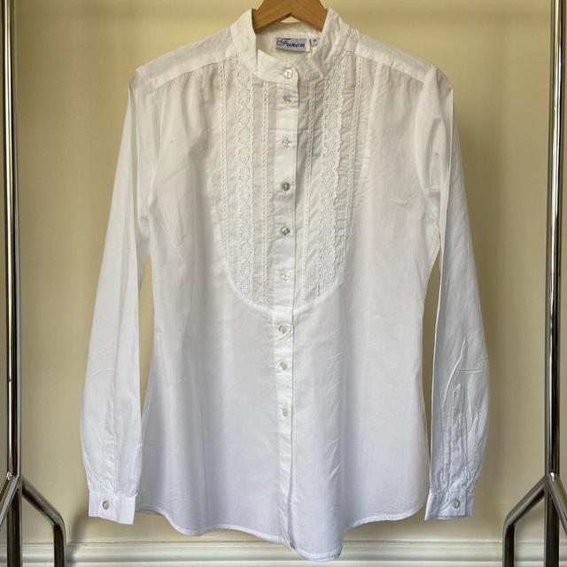 Vintage Women's Shirt - White - M on Productcaster.