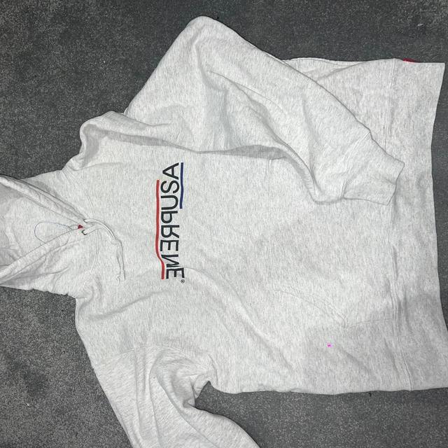 Supreme Men's Hoodie - Grey - M on Productcaster.