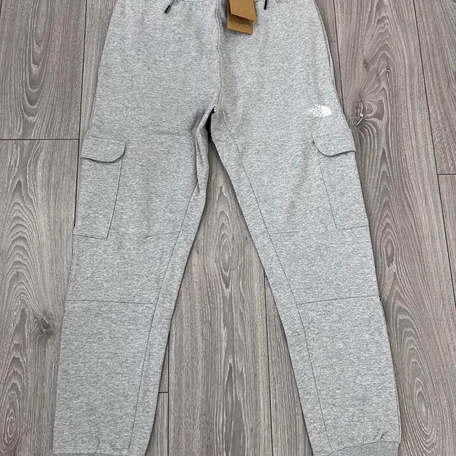 The North Face Men's Sweatpants - Grey - M on Productcaster.