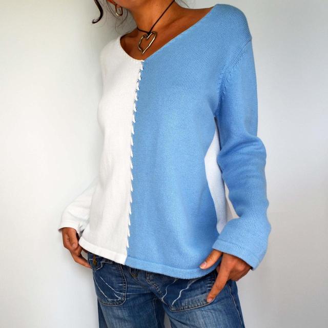 Vintage Women's Jumper - White/Blue - XL on Productcaster.