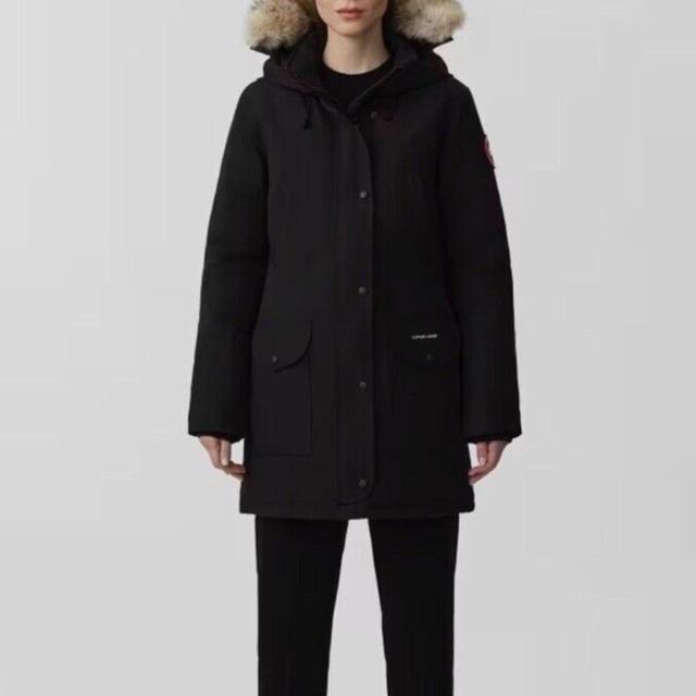 Canada Goose Women's Coat - Black - S on Productcaster.