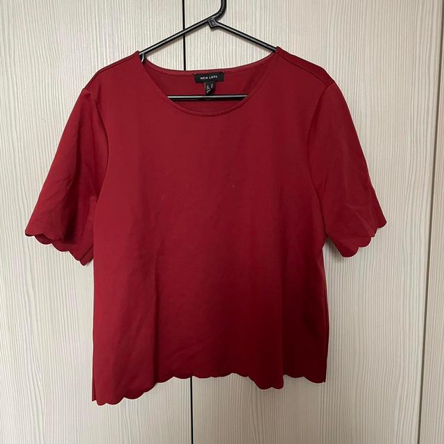 Select Fashion Women's T-shirt - Burgundy/Red - 16 on Productcaster.