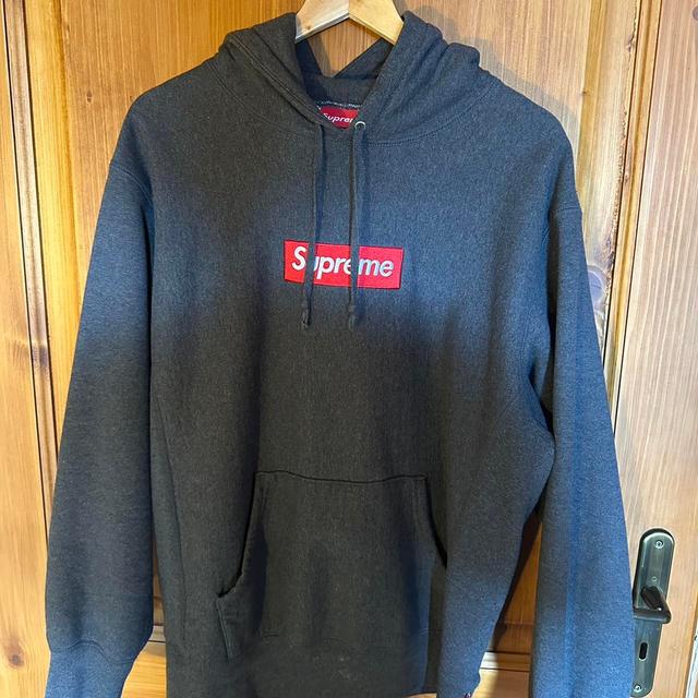 Supreme Men's Hoodie - Grey - M on Productcaster.