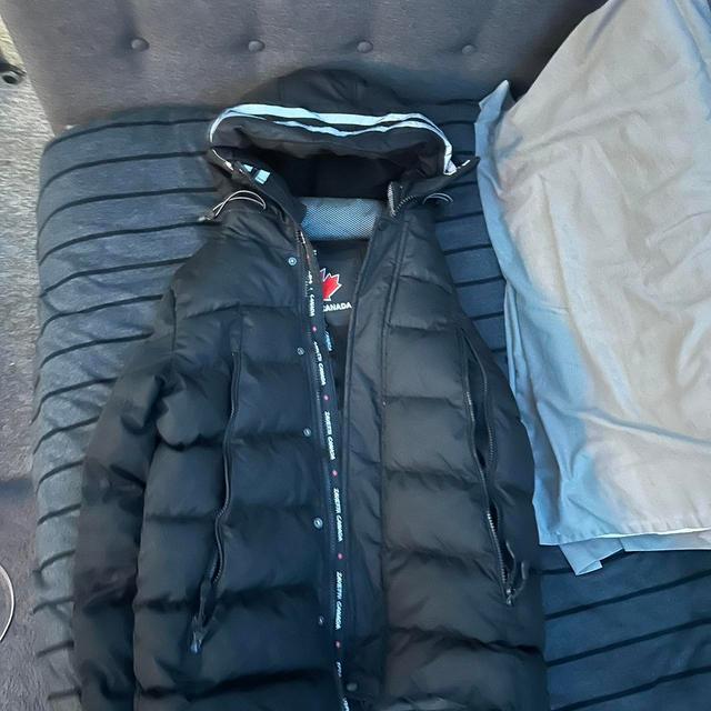 Zavetti Canada Men's Puffer - Black - S on Productcaster.