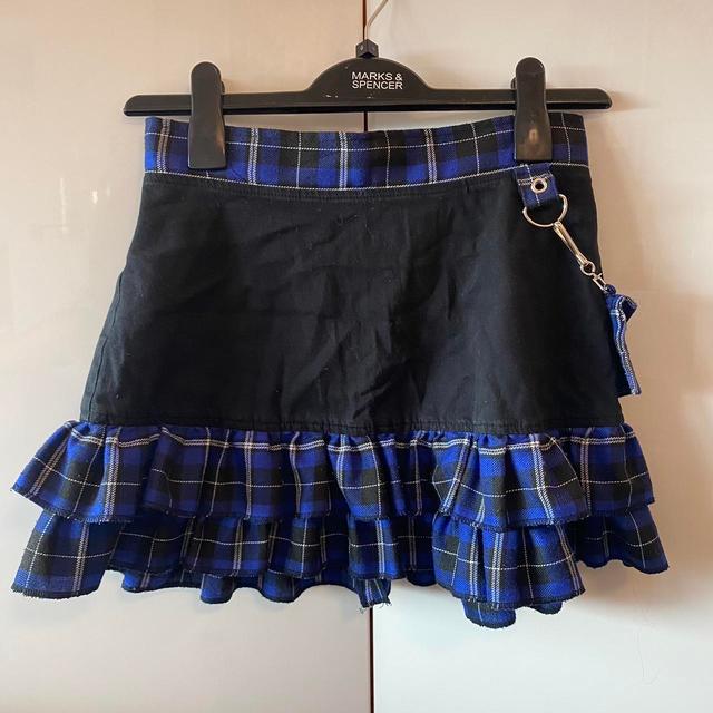 Women's Skirt - Black - UK 6 on Productcaster.