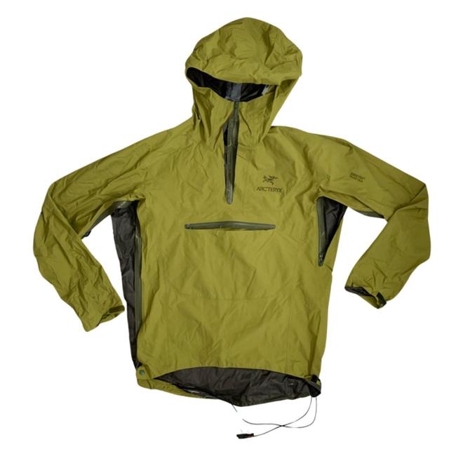 Arc'teryx Men's Casual Jacket - Green/Khaki - S on Productcaster.