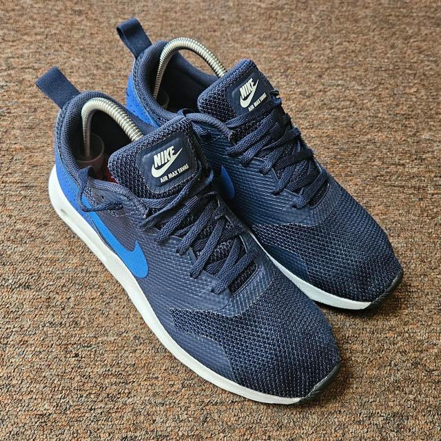 Nike Men's Trainers - Blue/Navy - UK 8 on Productcaster.