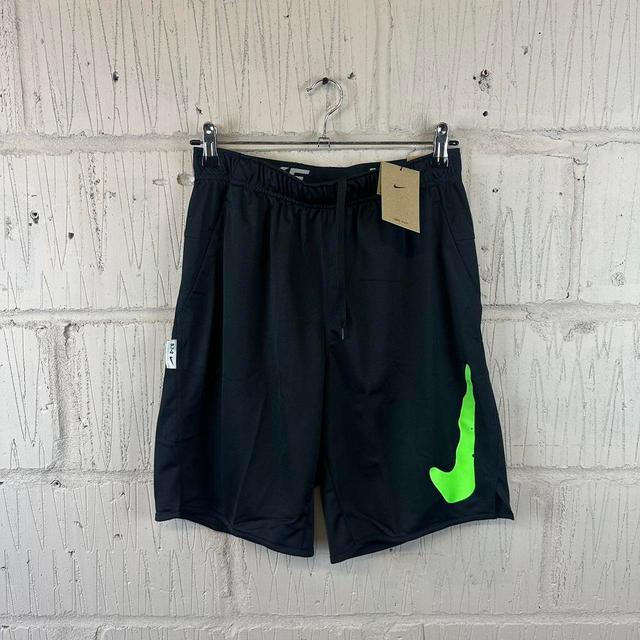 Nike Men's Shorts - Black - S on Productcaster.