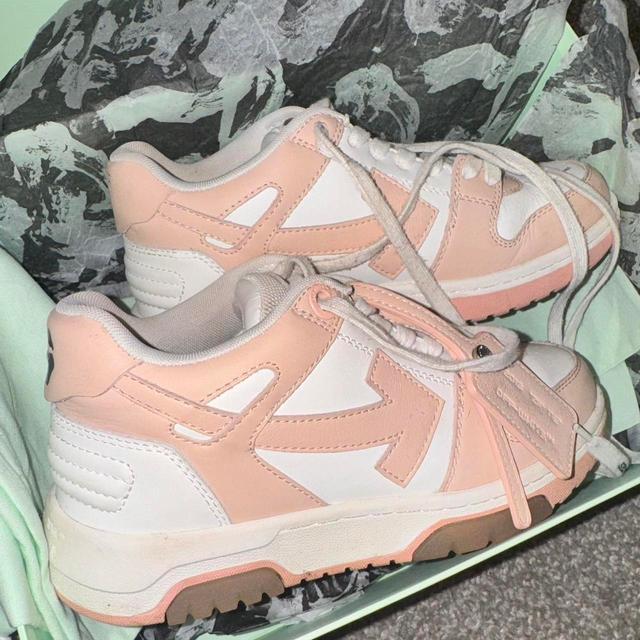 Off-White Women's Trainers - Pink/Multi - UK 3 on Productcaster.