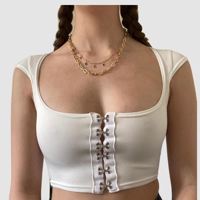 PrettyLittleThing Women's Crop top - White - 4 on Productcaster.