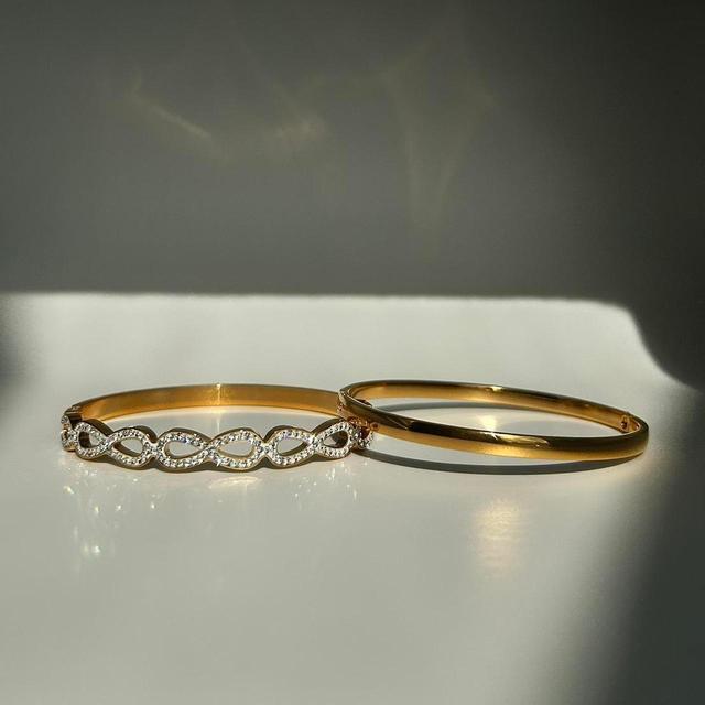 Women's Bracelet - Gold/Silver on Productcaster.