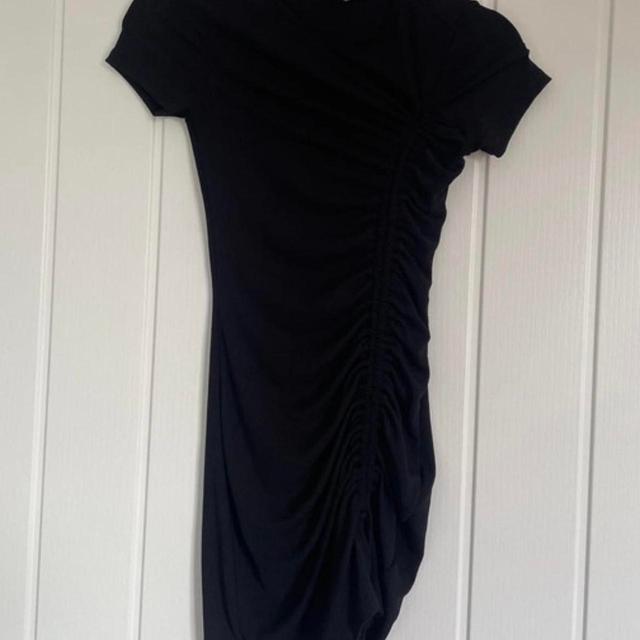 H&M Women's Bodycon Dress - Black - 6 on Productcaster.