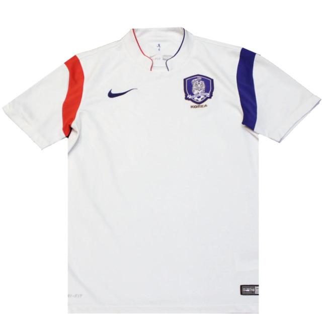 Nike Men's T-shirt - White - S on Productcaster.