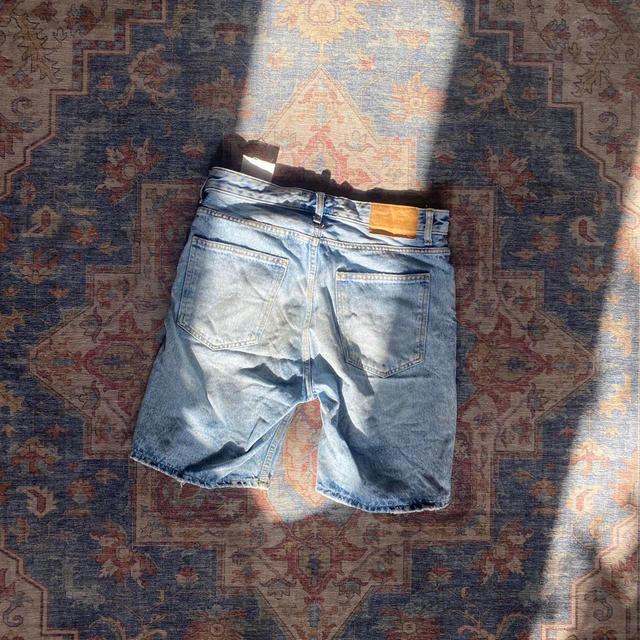 Pull&Bear Men's Shorts - Blue - 30" on Productcaster.