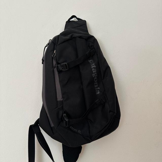 Patagonia Women's Bag - Black on Productcaster.