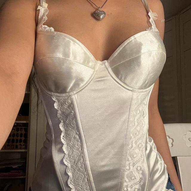 Women's Corset - White - 6 on Productcaster.