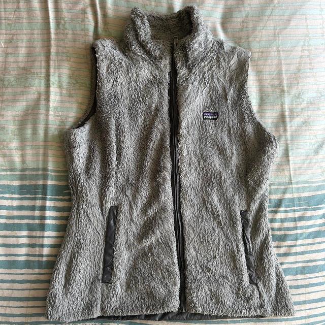 Patagonia Women's Gilet - Grey - UK 12 on Productcaster.