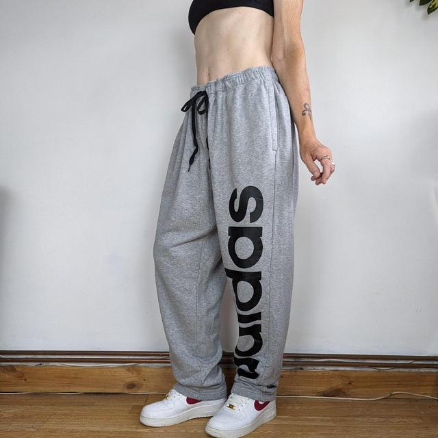 Adidas Women's Sweatpants - Grey - XXL on Productcaster.