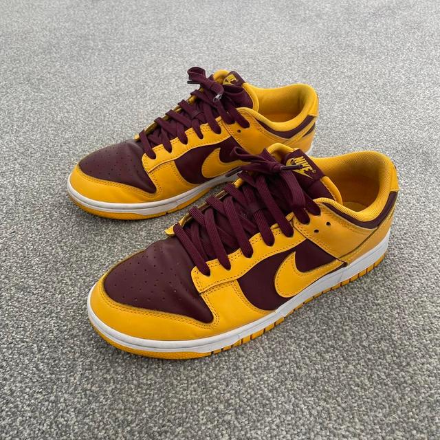 Nike Men's Trainers - Burgundy/Yellow - UK 7.5 on Productcaster.