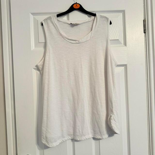 Women's T-shirt - White - L on Productcaster.