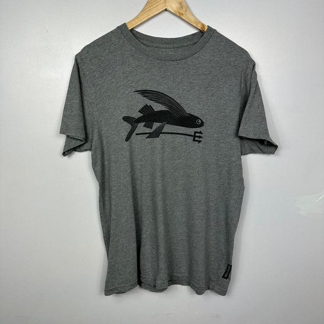 Patagonia Men's T-shirt - Grey - M on Productcaster.