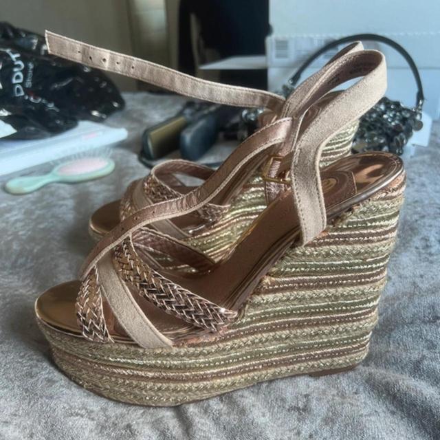 River Island Women's Sandals - Gold/Pink - UK 7 on Productcaster.