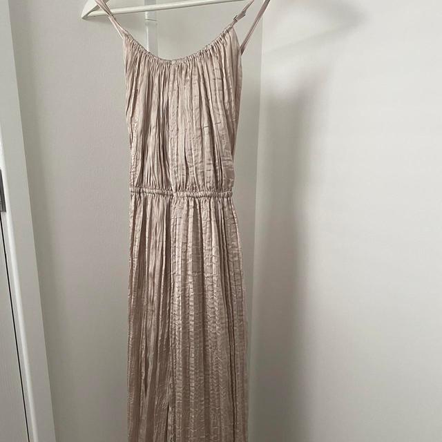 H&M Women's Dress - Gold - M on Productcaster.