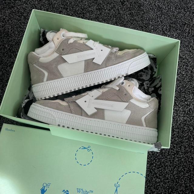 Off-White Women's Trainers - Grey - UK 4 on Productcaster.