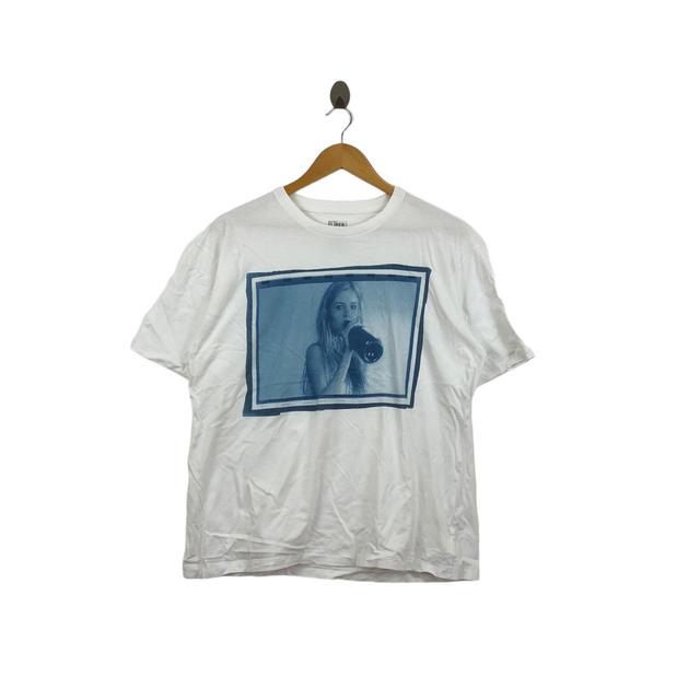 Men's T-shirt - White - M on Productcaster.