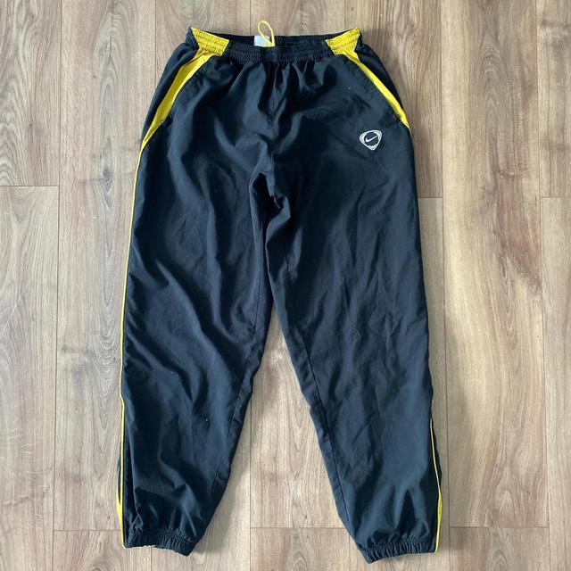 Nike Men's Sweatpants - Yellow/Black - L on Productcaster.