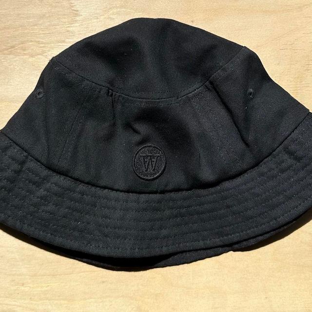 Wood Wood Men's Bucket hats - Black on Productcaster.