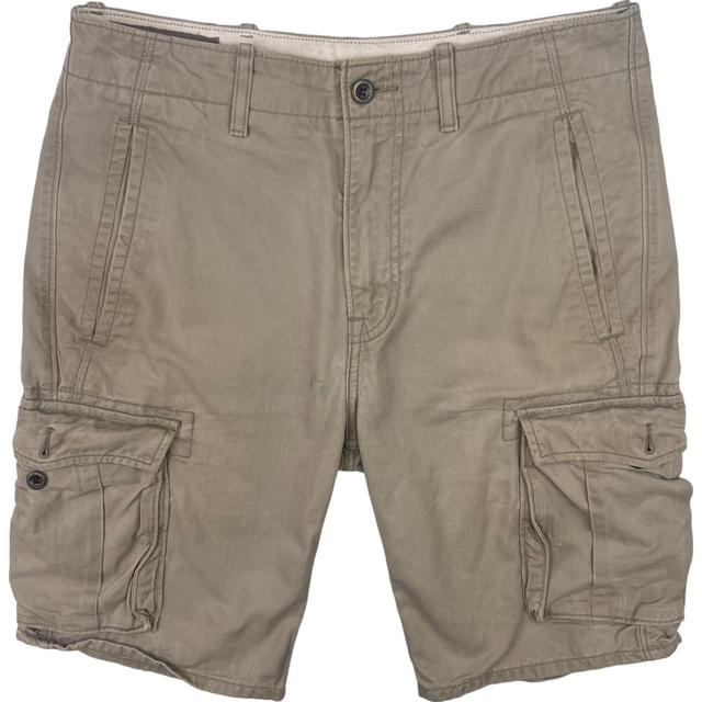 Levi's Men's Shorts - Khaki/Tan - 33" on Productcaster.