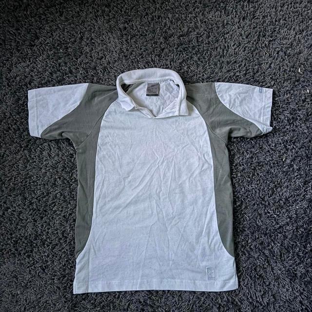 Nike Women's T-shirt - White - 6 on Productcaster.