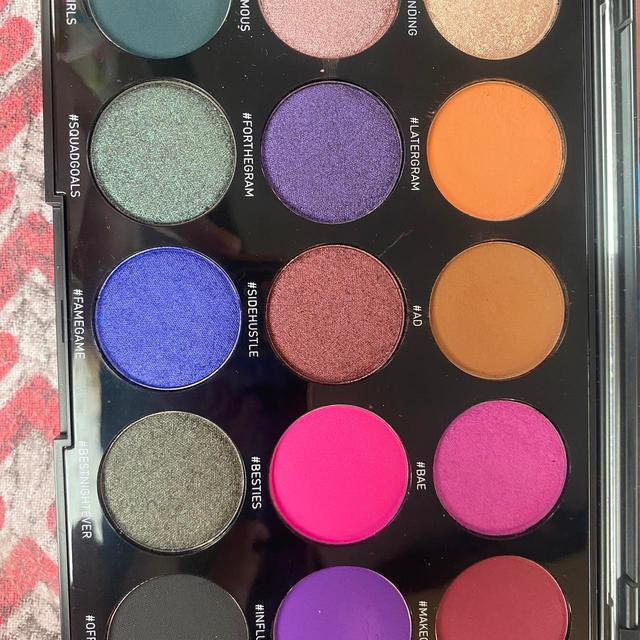 Morphe Eyeshadow - Multi on Productcaster.