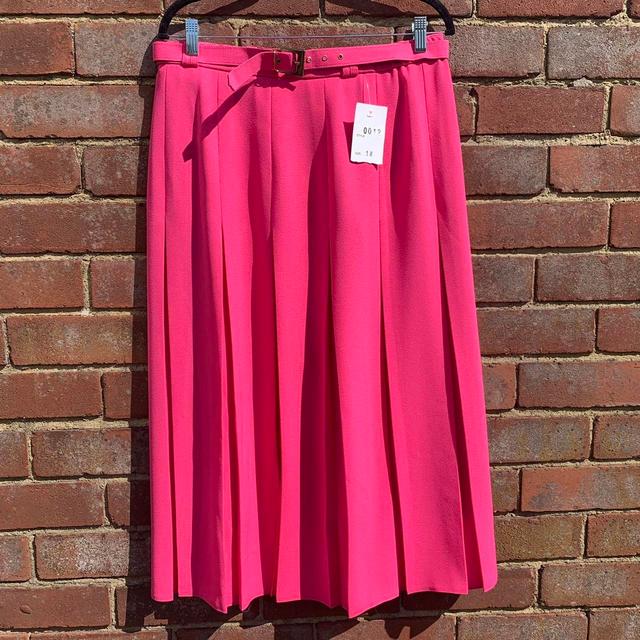 Vintage Women's Casual Skirt - Pink - UK 18 on Productcaster.