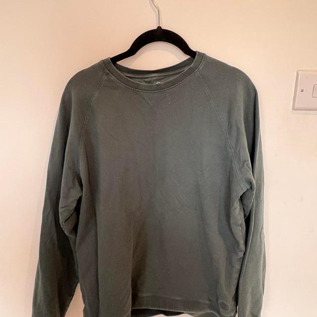 Massimo Dutti Men's Sweatshirt - Green/Khaki - M on Productcaster.