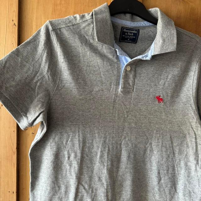 Abercrombie & Fitch Men's Polo shirt - Grey - M on Productcaster.