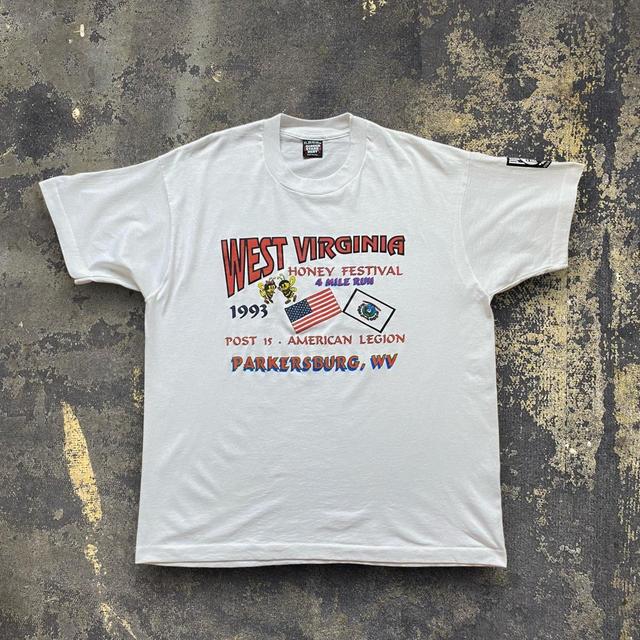 Vintage Men's T-shirt - White - XL on Productcaster.